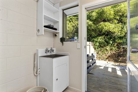 Photo of property in 85a Mulberry Street, Normandale, Lower Hutt, 5010