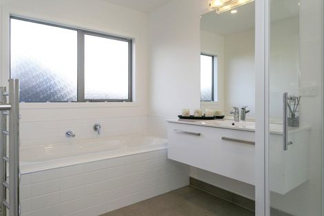 Photo of property in 34 Marabou Crescent, Nukuhau, Taupo, 3330