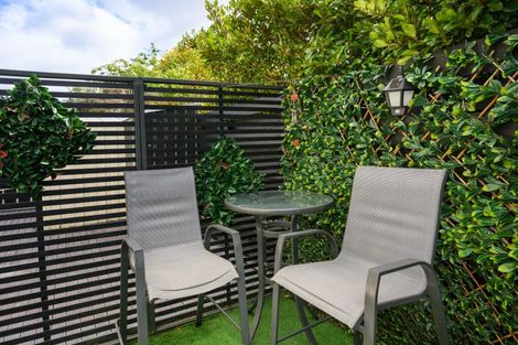 Photo of property in 1a Dunk Place, Milson, Palmerston North, 4414