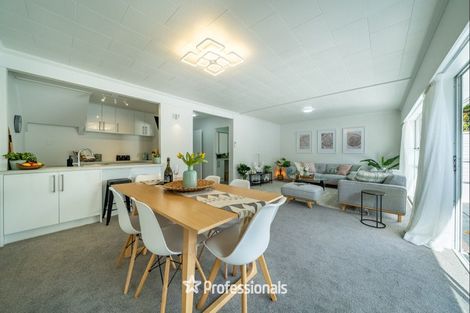 Photo of property in 8b Wai-iti Crescent, Woburn, Lower Hutt, 5010