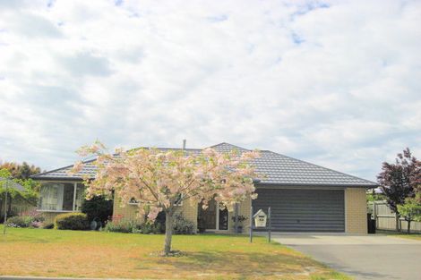 Photo of property in 121 Chinnerys Road, Woodend, 7610