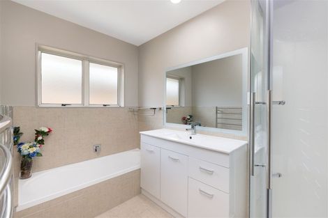 Photo of property in 108 Pacific View Road, Papamoa Beach, Papamoa, 3118