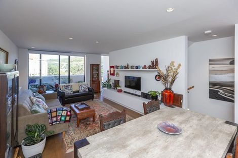 Photo of property in 37 Erica Pabst Way, Island Bay, Wellington, 6023