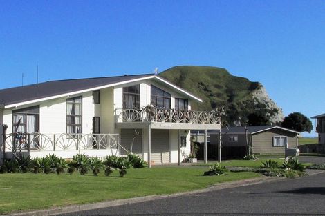 Photo of property in 5 Bill Nolan Place, Mahia, 4198