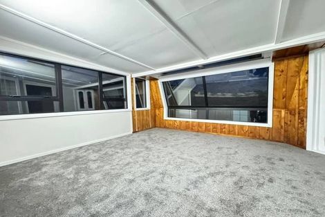 Photo of property in 78 Mcrobbie Road, Kingseat, Papakura, 2580