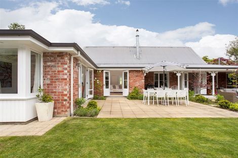 Photo of property in 40 Weka Street, Fendalton, Christchurch, 8041