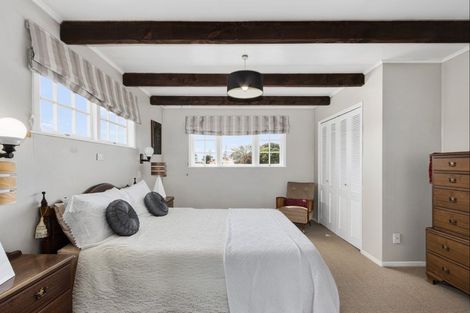 Photo of property in 140 Nelson Crescent, Napier South, Napier, 4110