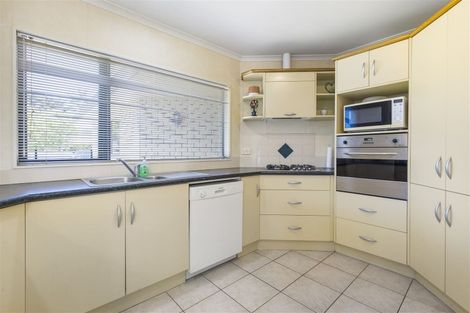 Photo of property in 18 Twickenham Place, Nawton, Hamilton, 3200