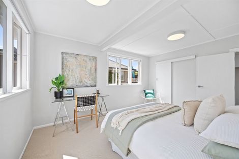 Photo of property in 3 Elizabeth Street, Orewa, 0931