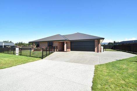 Photo of property in 8 Birch Hill Drive, Twizel, 7901