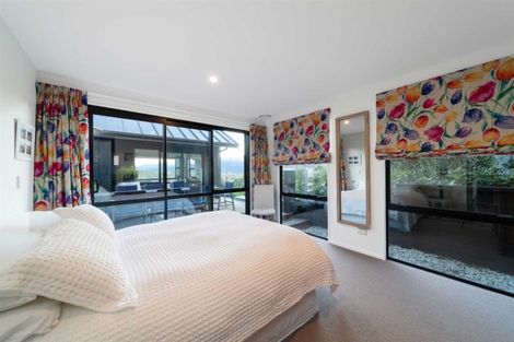 Photo of property in 25 Hackett Road, Jacks Point, Queenstown, 9371