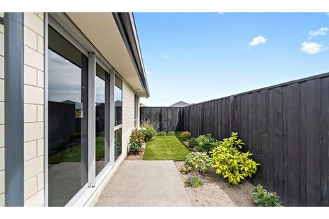 Photo of property in 13 Billington Drive, Halswell, Christchurch, 8025