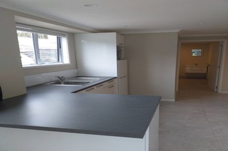 Photo of property in 52 Stillwater Crescent, Stillwater, Silverdale, 0993