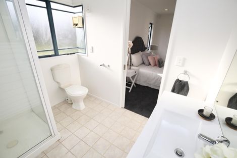 Photo of property in 18 Admiral Crescent, Flagstaff, Hamilton, 3210