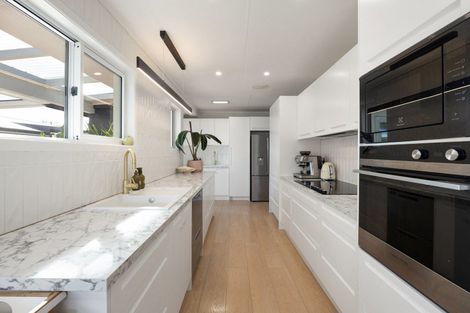 Photo of property in 67 Mears Road, St Andrews, Hamilton, 3200