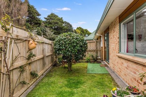 Photo of property in Redwood Village, 59/42 Main Road, Tawa, Wellington, 5028