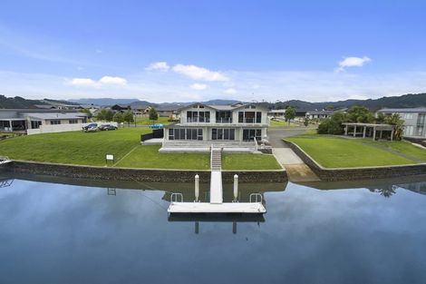 Photo of property in 7 Leeward Drive, Whitianga, 3510