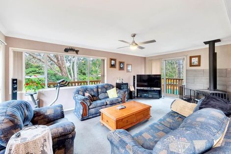 Photo of property in 43 Glendene Avenue, Glendene, Auckland, 0602