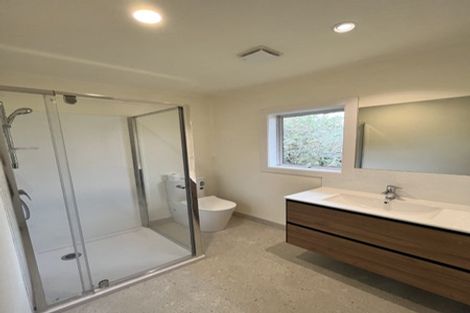 Photo of property in 50 Farquhar Road, Glendene, Auckland, 0602