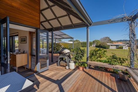 Photo of property in 29 Pleasant Place, Pauanui, Hikuai, 3579