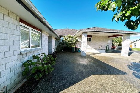 Photo of property in 13 Longbow Terrace, Flagstaff, Hamilton, 3210