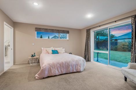 Photo of property in 37 Globe Bay Drive, Templeton, Christchurch, 8042