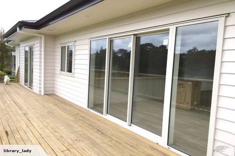 Photo of property in 14 Rheingold Place, Huapai, Kumeu, 0810
