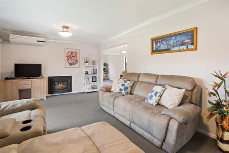 Photo of property in 9 Adam Place, Mangakakahi, Rotorua, 3015