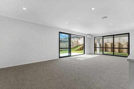 Photo of property in 35b Leathem Crescent, Pokeno, 2402