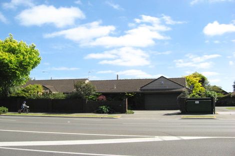 Photo of property in 264 Yaldhurst Road, Avonhead, Christchurch, 8042