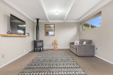 Photo of property in 42 Utuhina Road, Springfield, Rotorua, 3015