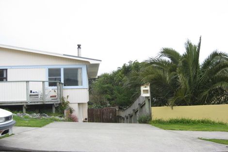 Photo of property in 4 Pitcairn Street, Oakura, 4314