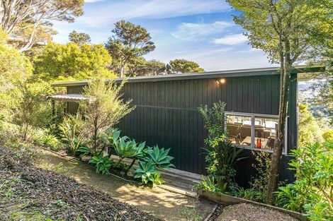 Photo of property in 15 Burrell Extension, Oneroa, Waiheke Island, 1081