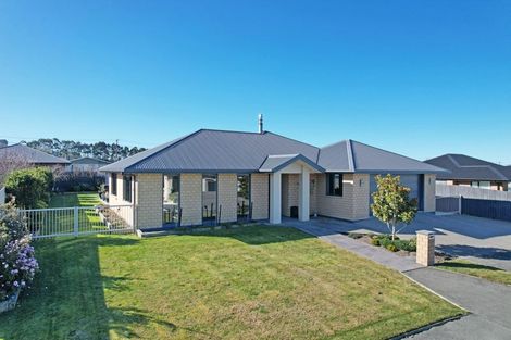 Photo of property in 14 Mcmullan Place, Oamaru North, Oamaru, 9400