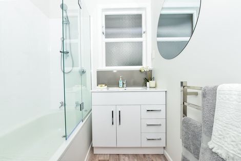 Photo of property in 52b Berkley Avenue, Hillcrest, Hamilton, 3216