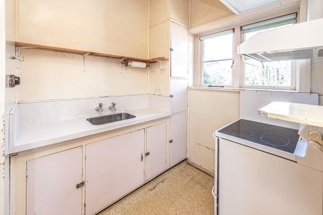 Photo of property in 49 Selwyn Crescent, College Estate, Whanganui, 4500