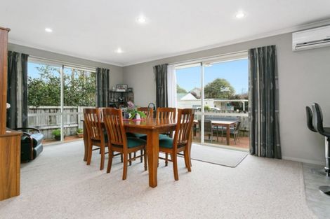 Photo of property in 23a Bowen Street, Cambridge, 3434