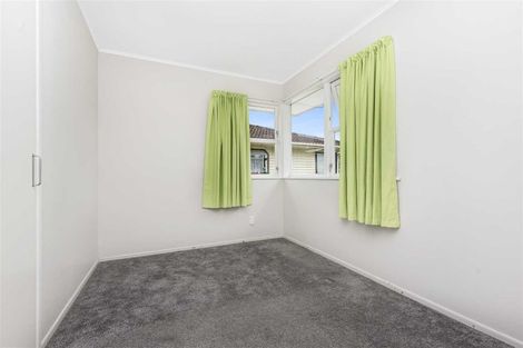 Photo of property in 5 Rainbow Place, Wattle Downs, Auckland, 2103