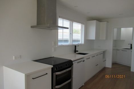 Photo of property in 97 Royal Road, Massey, Auckland, 0614