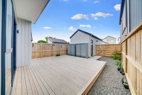 Photo of property in 71 Kairakau Street, Papakura, 2110