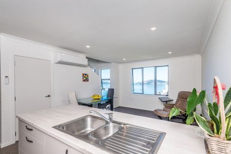 Photo of property in 8b Homebush Road, Khandallah, Wellington, 6035