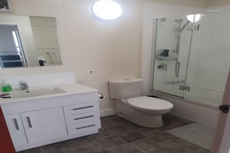 Photo of property in Hobson Court Flats, 13/70 Hobson Street, Thorndon, Wellington, 6011