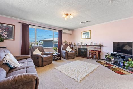 Photo of property in 35a Trafalgar Street, Westown, New Plymouth, 4310
