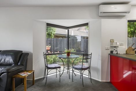 Photo of property in 19 Perotti Place, Conifer Grove, Takanini, 2112