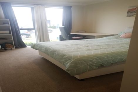 Photo of property in 18 William Dawson Crescent, Wigram, Christchurch, 8025