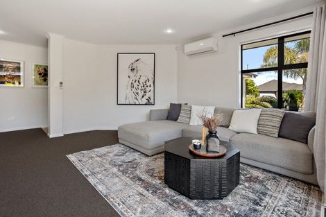 Photo of property in 7 Drabble Crescent, Papamoa Beach, Papamoa, 3118