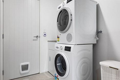 Photo of property in 1 Karearea Drive, Coastlands, Whakatane, 3120