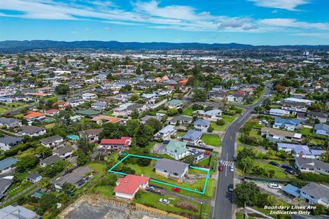 Photo of property in 17 Divich Avenue, Te Atatu South, Auckland, 0610