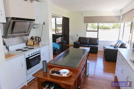 Photo of property in 58 Greendale Avenue, Avonhead, Christchurch, 8042