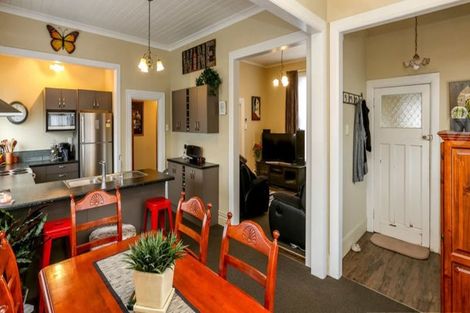 Photo of property in 21 Harriet Place, Whalers Gate, New Plymouth, 4310